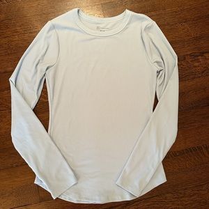 No boundaries Long sleeve light weight active wear top